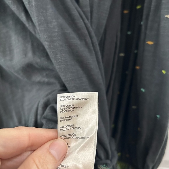 Free People Gray Boho Embroidered Tunic Blouse M Peasant Tiered Balloon Sleeve - Picture 12 of 12